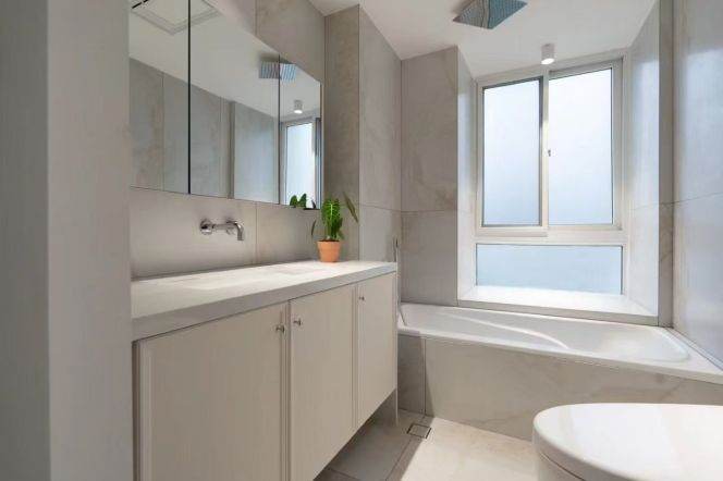 Modern 3brs with floor heating and balcony belong to Gubei area