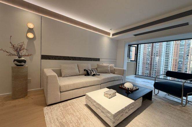 Well Renovated 2BR High-floor in Lianyang Community/Century Park