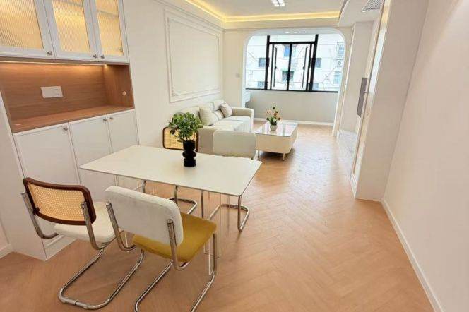 Furnished 1br-West Yan'an/Zhongshan Park