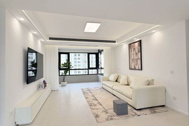 Modern 3brs with floor heating and balcony  nearby Xintiandi and Tianzifang