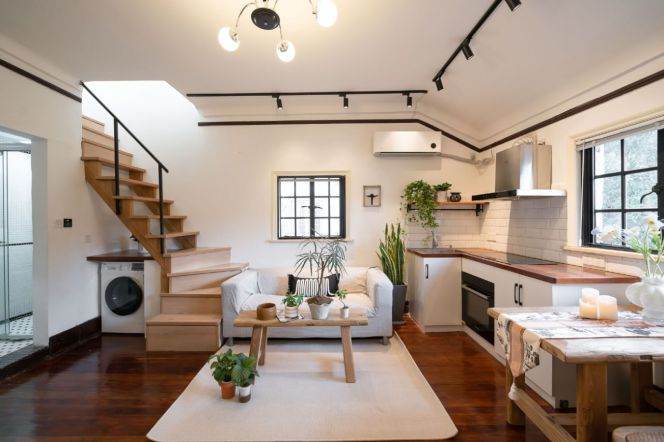 Charming 1Br/1Lr/1Bt apt nr Changshu rd,M1/7/10/12