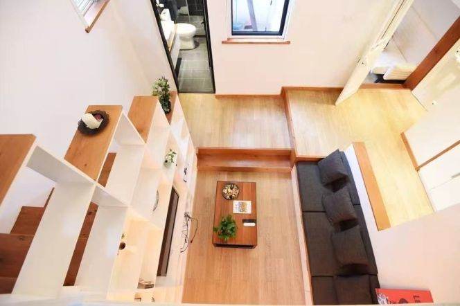 Full furnished 2brs/2baths & heating/loft @S Shanxi Rd & Line 1/12/13