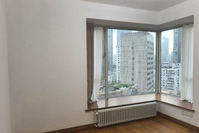 Jing’An high-end compound 2Br ,good size,funiture flexible