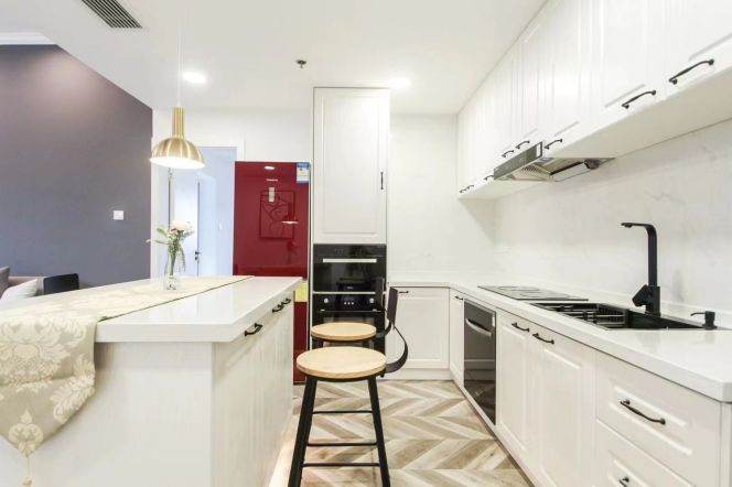 Elevator 2br-Zhenning Road - 7 minutes to Line 2/11 - Jiangsu Road