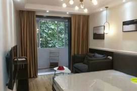 Cozy&bright 1br @south shanxi rd sta 5.5k