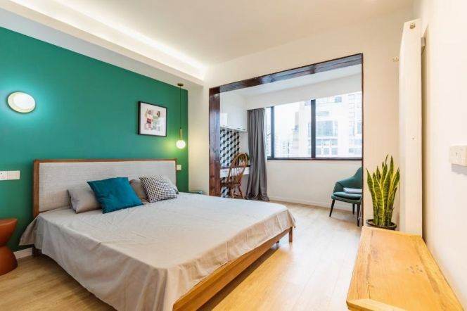 Nicely renovated 3brs apt jiashan rd 