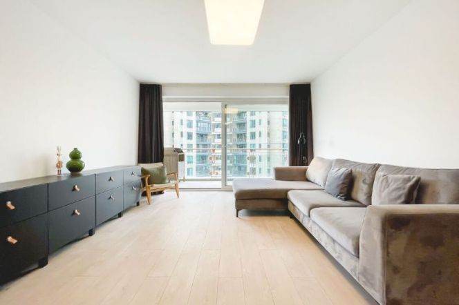 modern 3brs floor heating nice furniture nice view most popular compound Xujiahui line 1,9,11