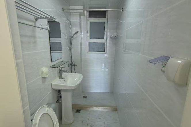 Cozy&bright 1br @jiangsu rd sta 4.7k