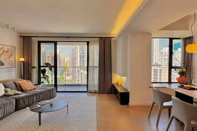  Stylish 2br high-rise with Balcony @Huangpu L4/8/9 