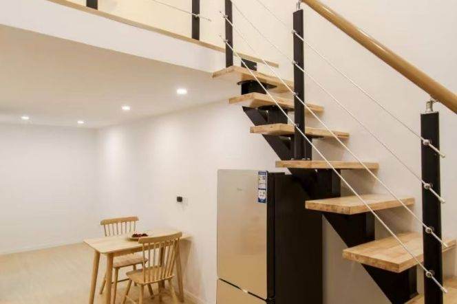 Elevator 1br/1lr @xujiahui  sta 7.2k