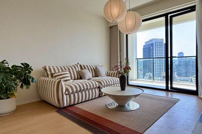 2Bedrooms 2Baths Apt/Modern&Bright /L11/15 Shanghai West Railway Station/open balcony
