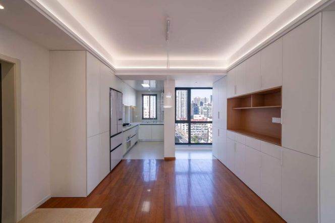 Bright 2Br with Great view @L7 Changping rd station