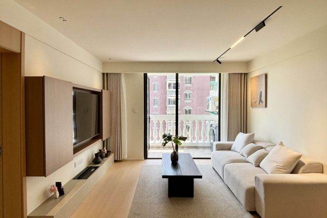 2Bedrooms 2Baths Apt/Modern&Bright /L11/15 Shanghai West Railway Station/open balcony