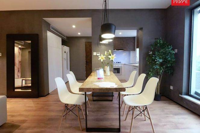 2 Brs with Terrace/Floor heating/Central ac/Oven, 130 sqm @ Zhongshan park L2