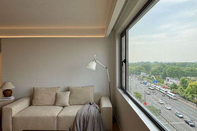 3Bdrs 2Baths /Spacious&Bright /Line 10 Shanghai Zoo/Nice view/Hongqiao Rd