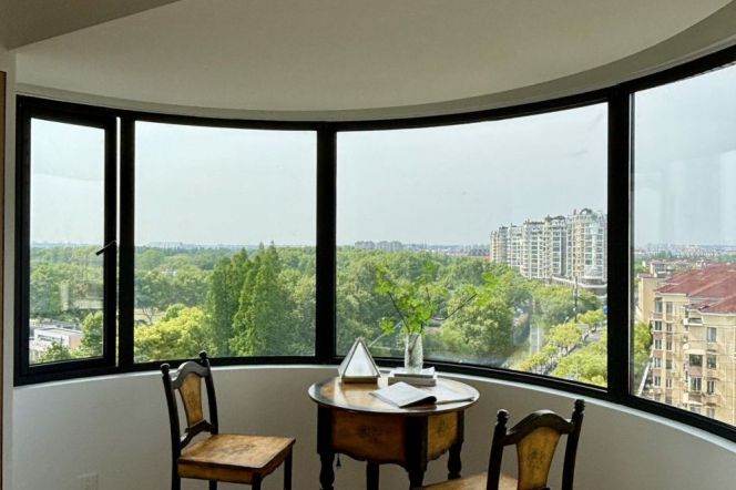 3Bdrs 2Baths /Spacious&Bright /Line 10 Shanghai Zoo/Nice view/Hongqiao Rd