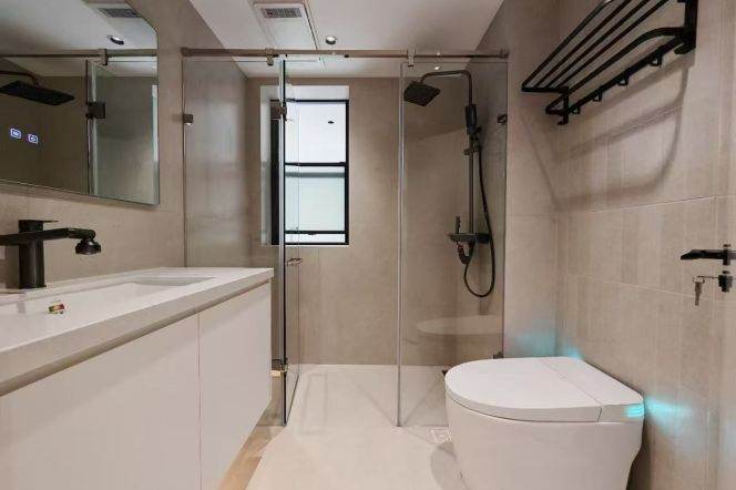 Changping rd elevator 1BR apartment