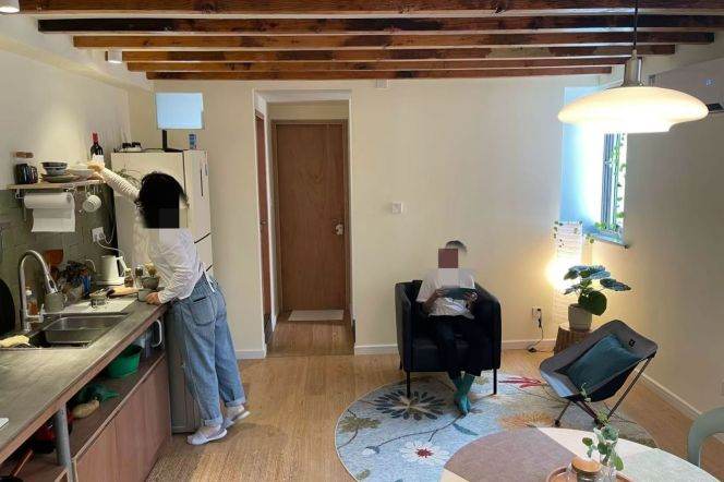 West Nanjing Rd Station 2Br/2Bath Line2/12/13