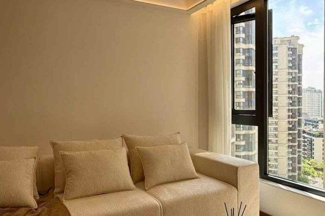 16.8k Stylish 2Br 2Bathr with floor heating Nr Yishan Rd.line3/4/9