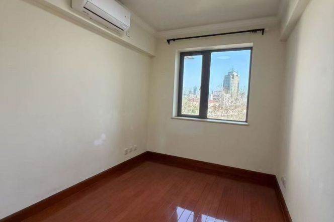 Changshu rd elevator 3BR 2BATH with balcony
