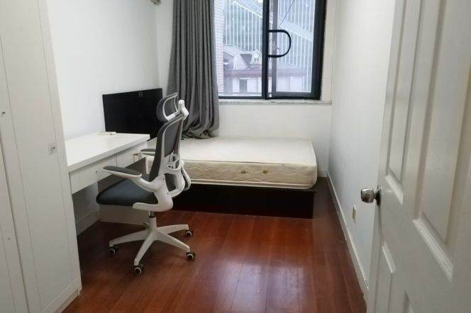 Cozy room Jiaotong university /hong qiao Lu DHU