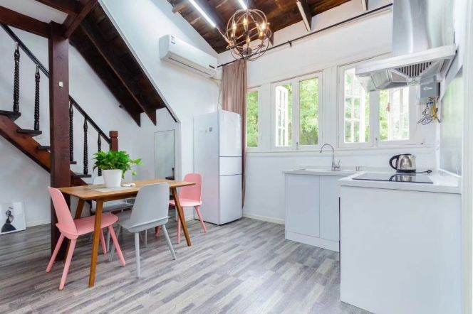 Changshu Rd Station 1Br Line1/7/10