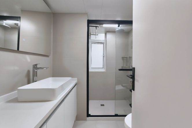 Fresh 1br Nr caobao road M1/12