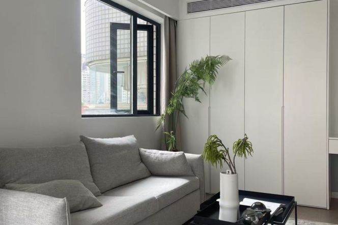 Spacious&Modern 2Bdrs 1Bath Apt+Top Compound+Wu Kang Rd+Large Balcony/Closets