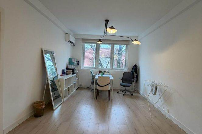 Classic Garden Lanehouse on Yuqing Rd | 2BR 2BA w/Balcony