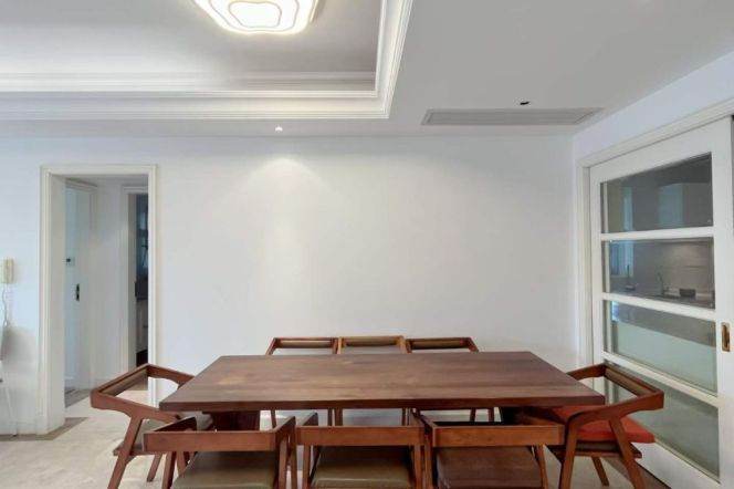  Spacious 3br with floor heating @South Shaanxi Rd