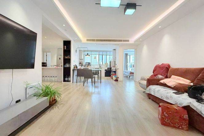 Valuable Yunhe Garden 2BR with View/Floorheating/Oven/Dishwasher 16K 