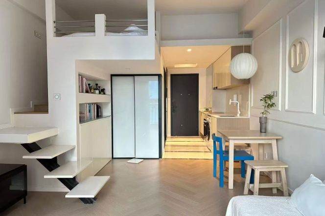 Loft 1br with elevator near Wuding Rd M14