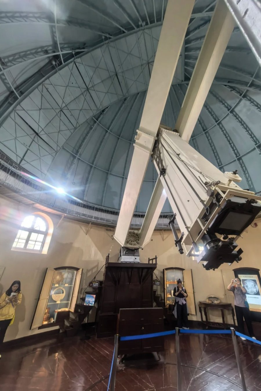 Sheshan's Hilltop Observatory Is a Quiet Half-Day Out