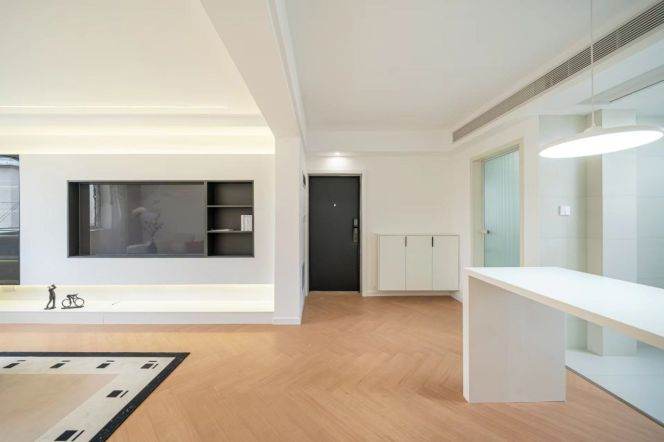 Modern 2Brs/1Lr/1Bt apt nr Hongqiao rd,M3/4/9/10