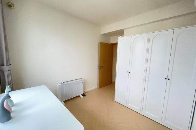  2BR high-rise with Balcony @Xujiahui CBD 