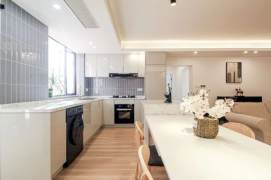 High floor 3-Bedroom Open Kitchen Central AC & Floor heating Near Metro