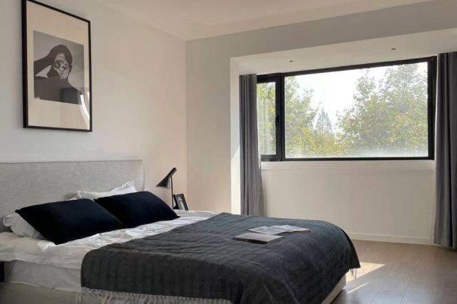 Bright&Spacious&Modern 1+1Bdrs 1Bath Apt/Nice Compound+Hua Shan Rd+Huge Balcony