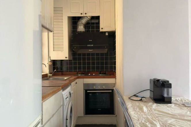 Great Value- Shanghai Style Apt- West Nanjing Road CBD- Spacious- Large Balcony 