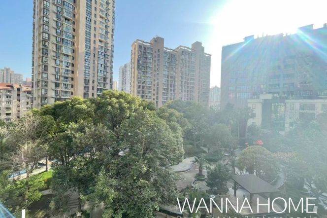 Modern&Spacious&Bright 2Bdrs 2Baths Apt+L7 Chang Ping Rd+Great Compound+Awesome View