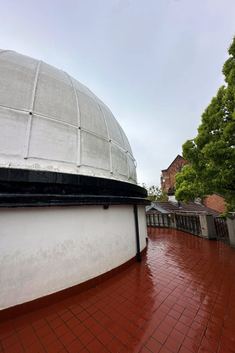 Sheshan's Hilltop Observatory Is a Quiet Half-Day Out