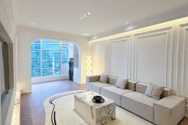 Spacious&Bright&Modern 3Bdrs 2Baths Apt+Good View+Jing An Temple+Large Balcony
