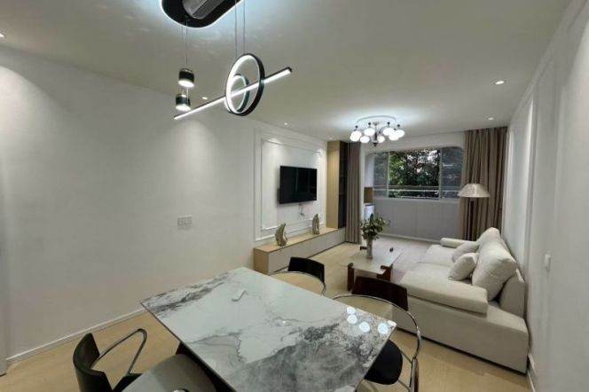 1br, big livingroom, key, modern, new , subway L4,6Lancun, 8k