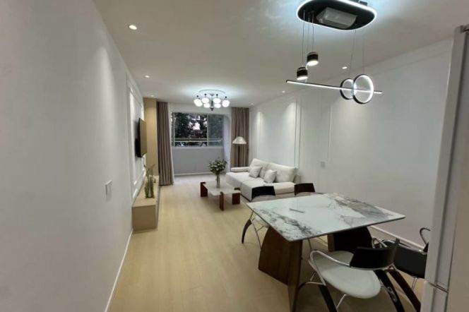 1br, big livingroom, key, modern, new , subway L4,6Lancun, 8k