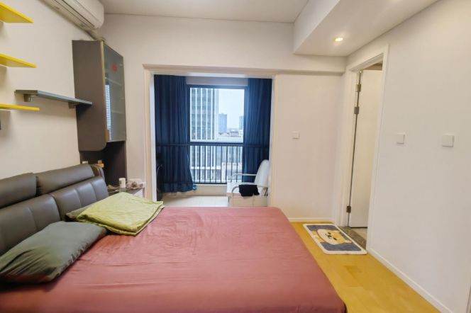 Cozy 1 br next NYU shanghai , 5 mins walking to L6/8/11 Oriental sports center St