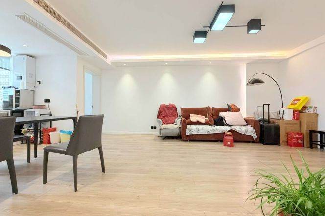 Valuable Yunhe Garden 2BR with View/Floorheating/Oven/Dishwasher 16K 