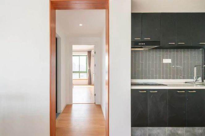 Skyline view 1Br1bathr 65Sqm + Scenic windows | Zhongshan Park & Loushanguan rd Mt