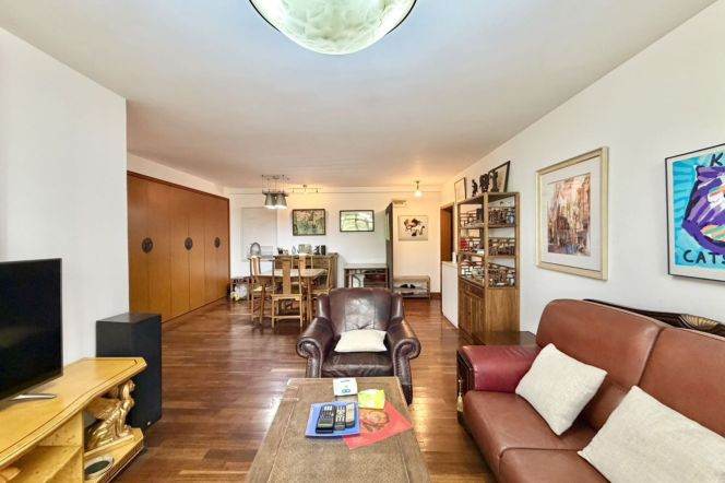 3Brm With A Balcony Near Line 13/14 Wuning Rd