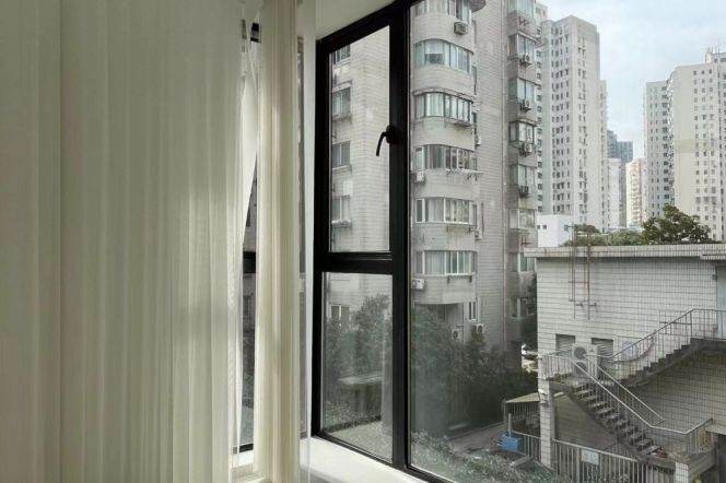 Fabulous&Spacious&Bright 2Bdrs 1Bath/L14 Wu Ding Rd/Good View+Large Covered Balcony