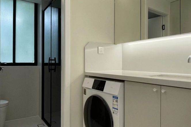 Fabulous&Spacious&Bright 2Bdrs 1Bath/L14 Wu Ding Rd/Good View+Large Covered Balcony