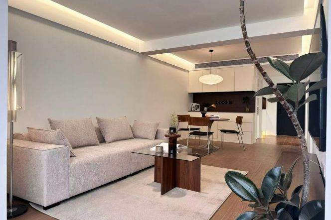 Spacious 1br  | High-rise | Floor heating,Line 10/11 Jiaotong University St.